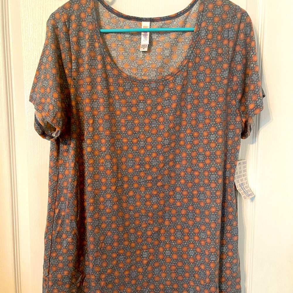 LuLaRoe Classic Tee